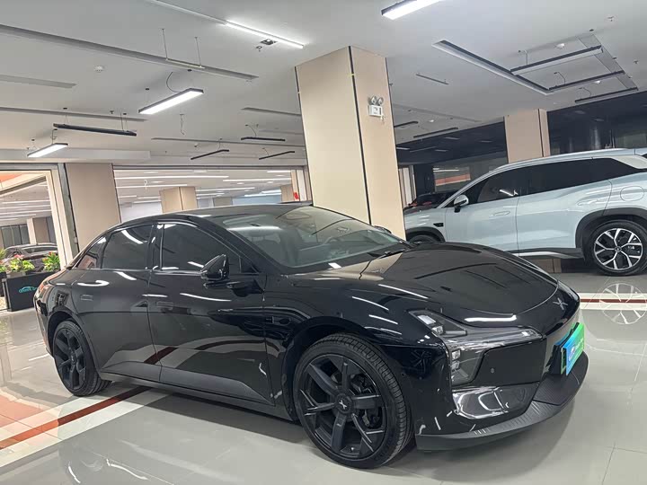 Фото 4 - XPeng Mona M03