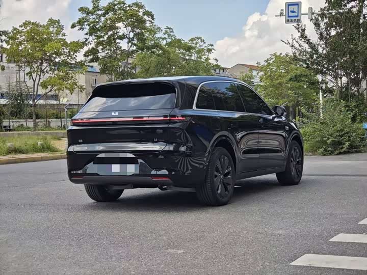 Фото 8 - LiXiang L6