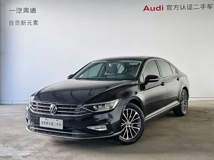 Фото 1 - Volkswagen Magotan