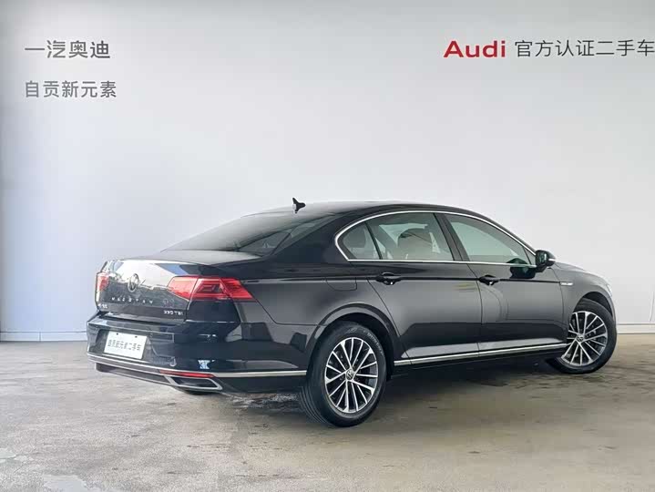 Фото 3 - Volkswagen Magotan