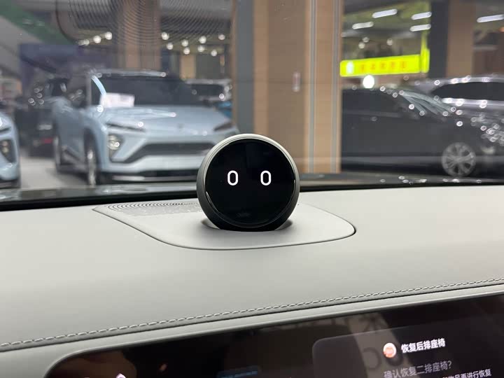 Фото 8 - Nio ES8