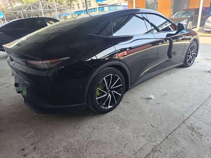 Photo 5 - BAIC Arcfox Alpha S5