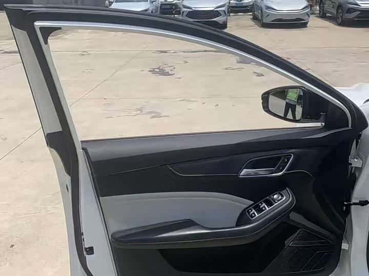 Photo 5 - MG Motor 6