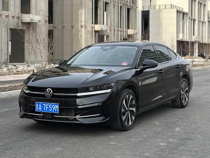 Фото 1 - Volkswagen Magotan