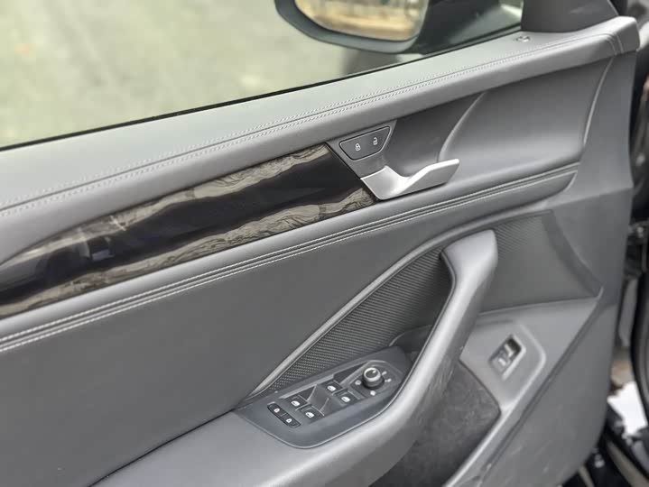 Фото 3 - Volkswagen Magotan