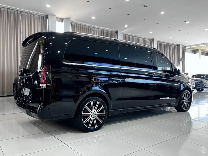 Фото 4 - Mercedes-Benz V-Class