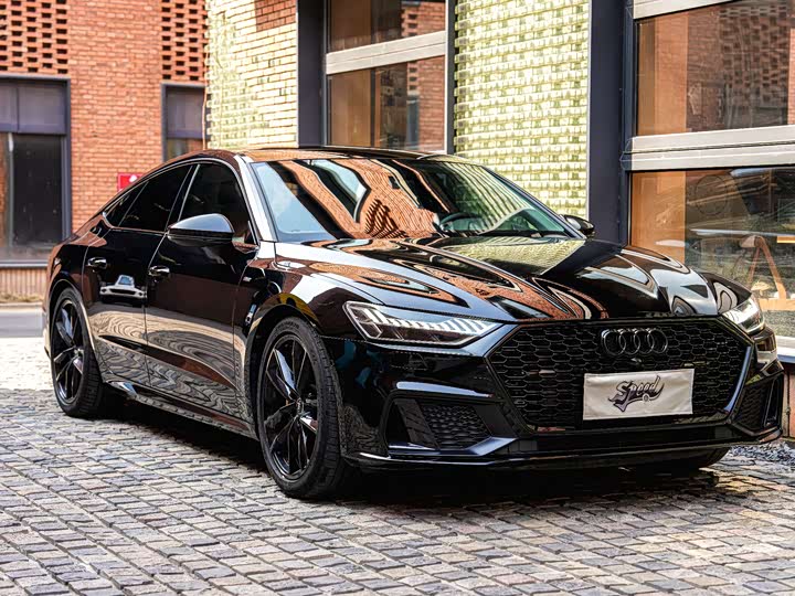 Фото 6 - Audi A7