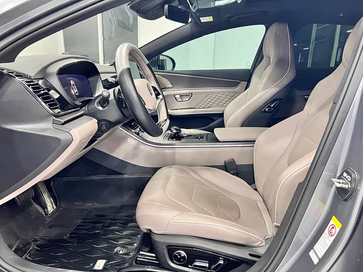 Фото 4 - BYD Han