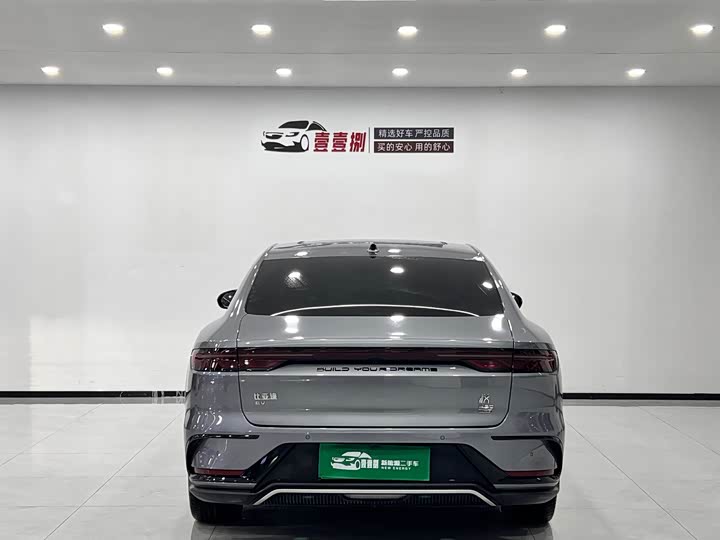 Фото 9 - BYD Han