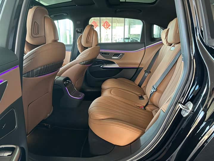 Фото 9 - Mercedes-Benz E-Class Hybrid