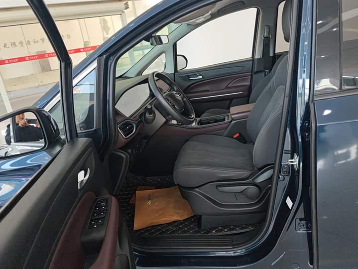 Фото 9 - GAC Trumpchi M6