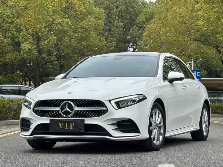 Фото 1 - Mercedes-Benz A-Class