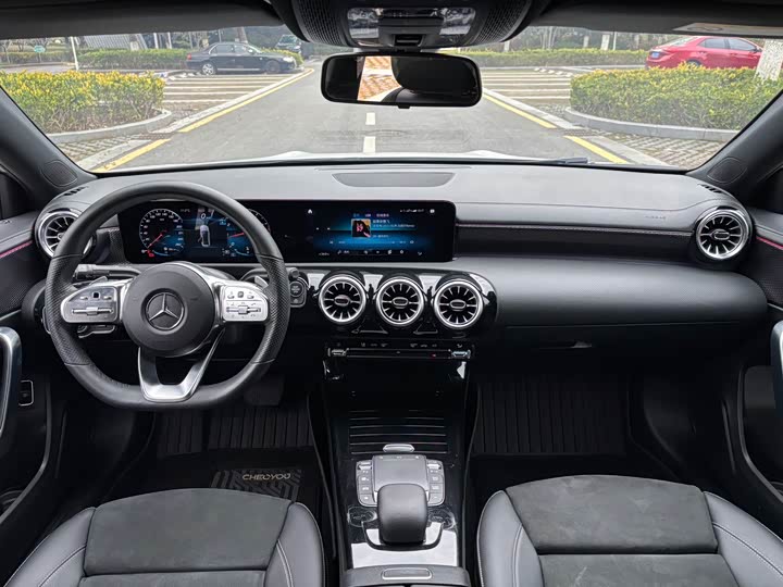 Фото 8 - Mercedes-Benz A-Class