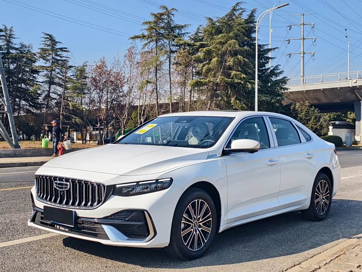 Фото 1 - Geely Preface