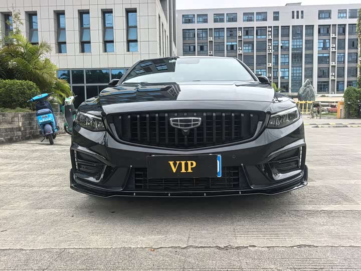 Фото 2 - Geely Preface