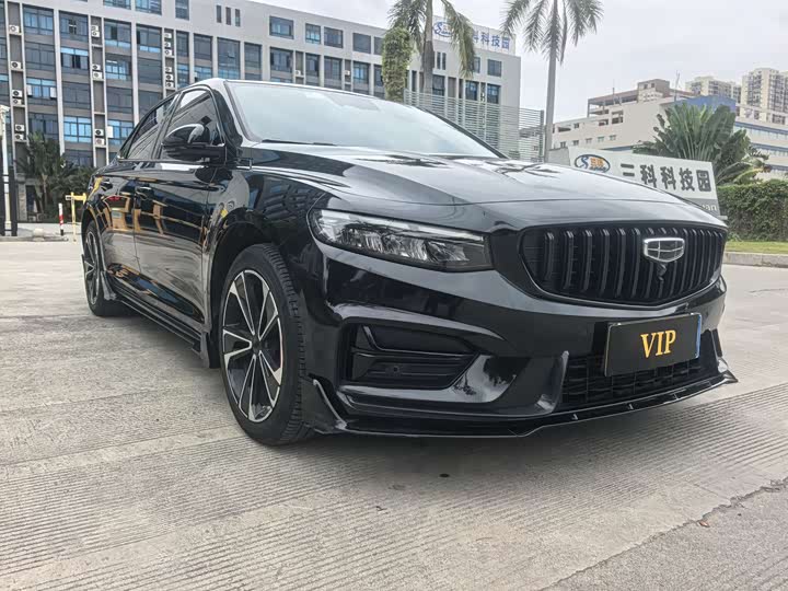 Фото 3 - Geely Preface