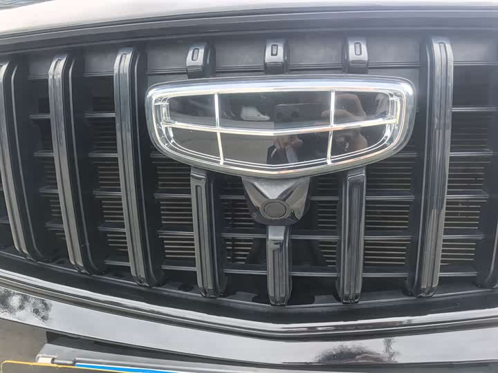 Фото 4 - Geely Preface