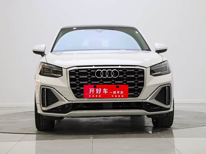 Фото 1 - Audi Q2L