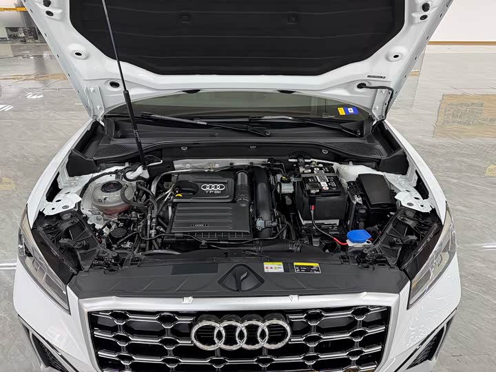 Фото 3 - Audi Q2L