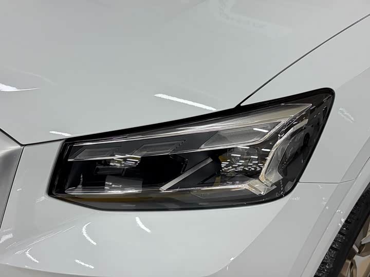 Фото 5 - Audi Q2L