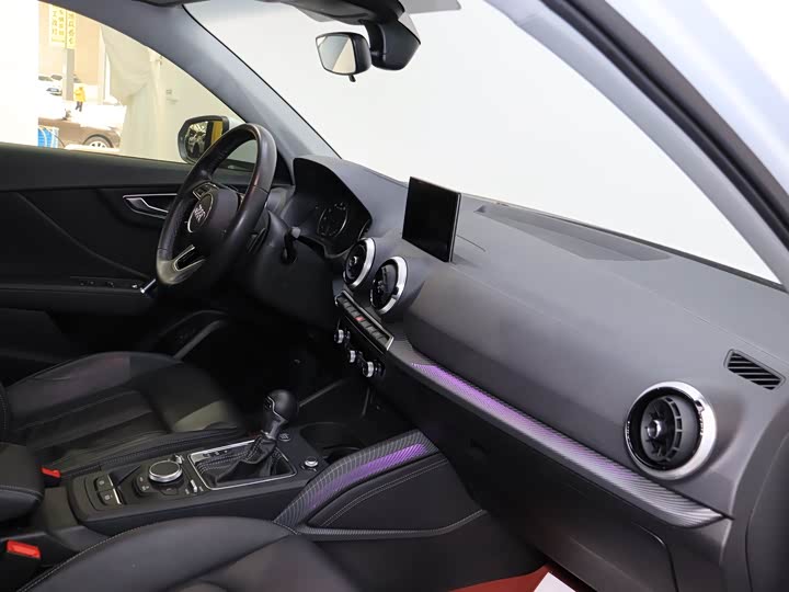 Фото 7 - Audi Q2L