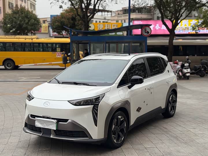 Фото 1 - GAC Aion Y