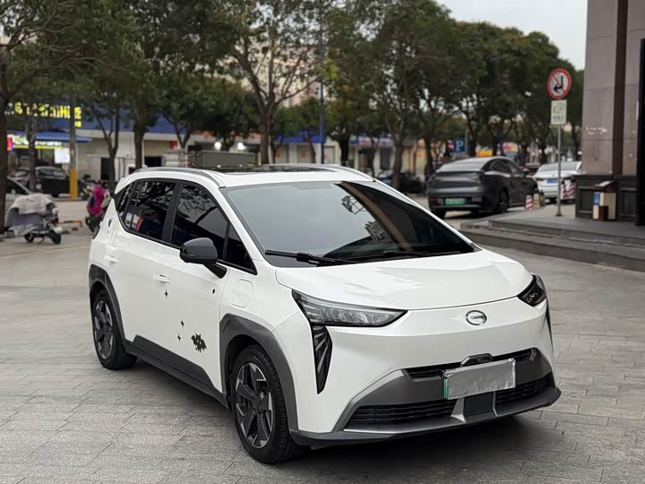 Фото 3 - GAC Aion Y