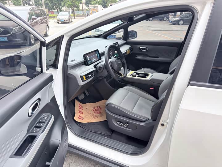 Фото 4 - GAC Aion Y