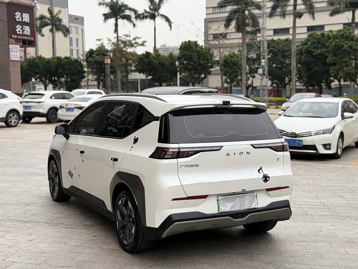 Фото 9 - GAC Aion Y