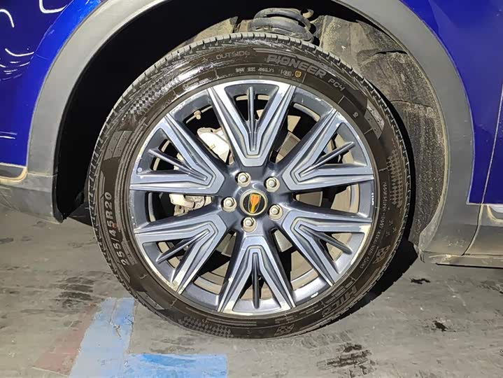 Фото 6 - Hongqi HS5