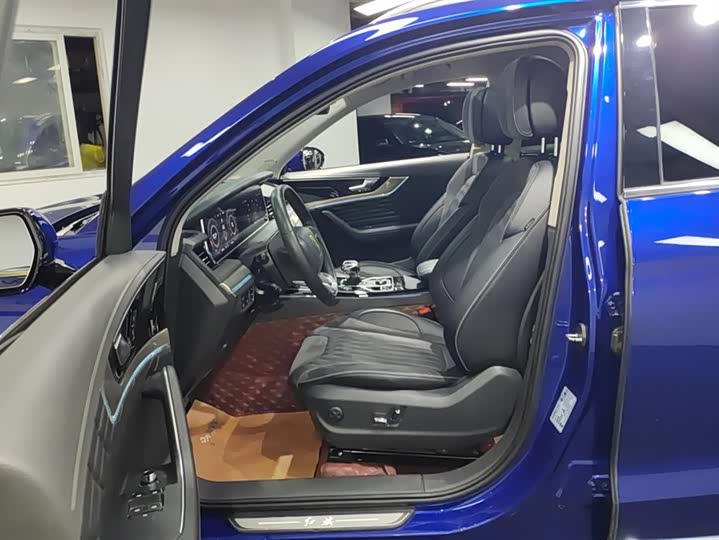 Фото 9 - Hongqi HS5