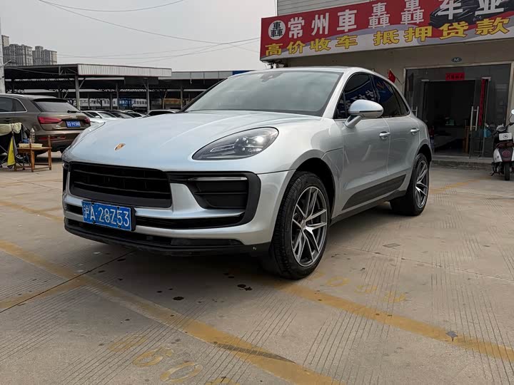 Фото 1 - Porsche Macan