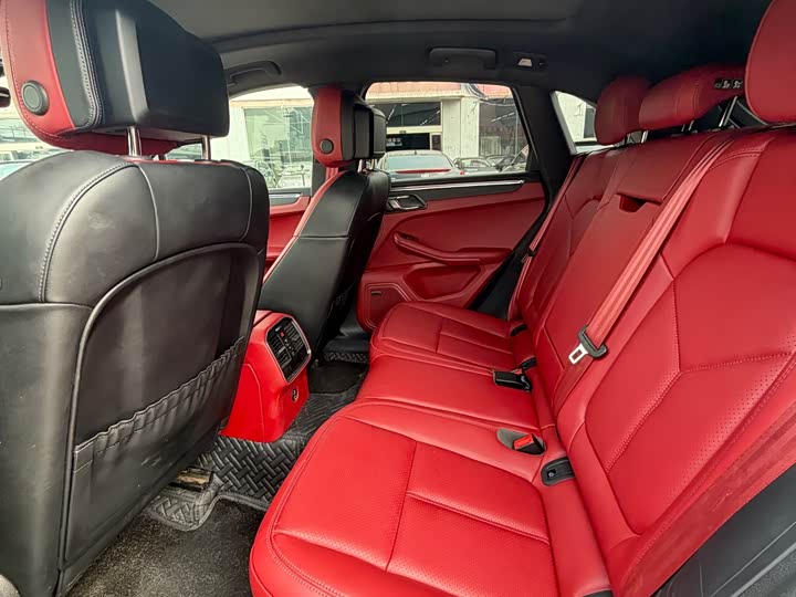 Фото 7 - Porsche Macan