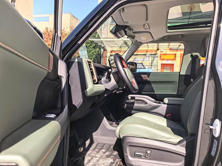 Фото 4 - Chery iCar 03