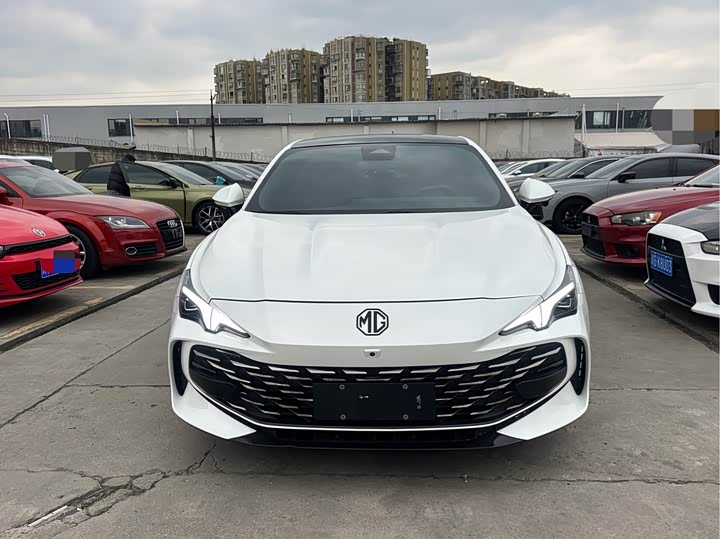 Фото 1 - MG Motor 7