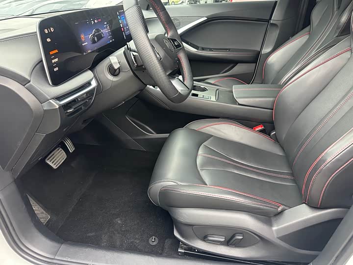 Фото 7 - MG Motor 7