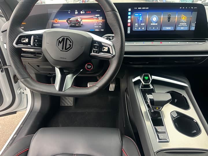 Фото 9 - MG Motor 7