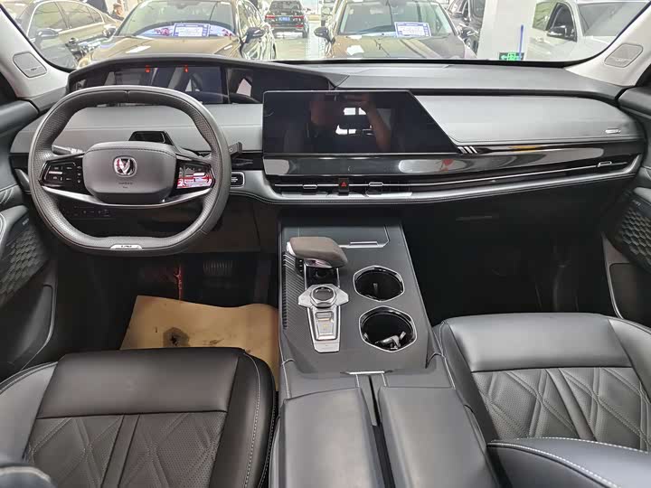 Photo 9 - Changan UNI-K Hybrid