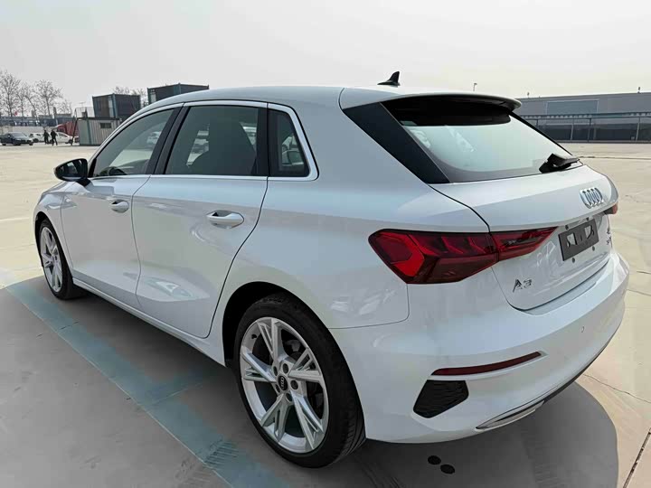 Фото 5 - Audi A3