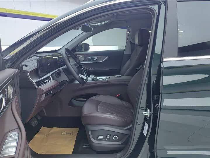 Фото 9 - Chery Tiggo 8 Pro