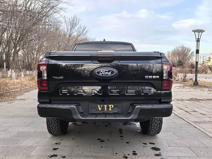 Photo 5 - Ford Ranger