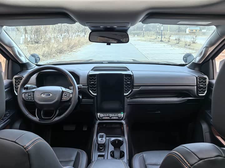 Photo 7 - Ford Ranger