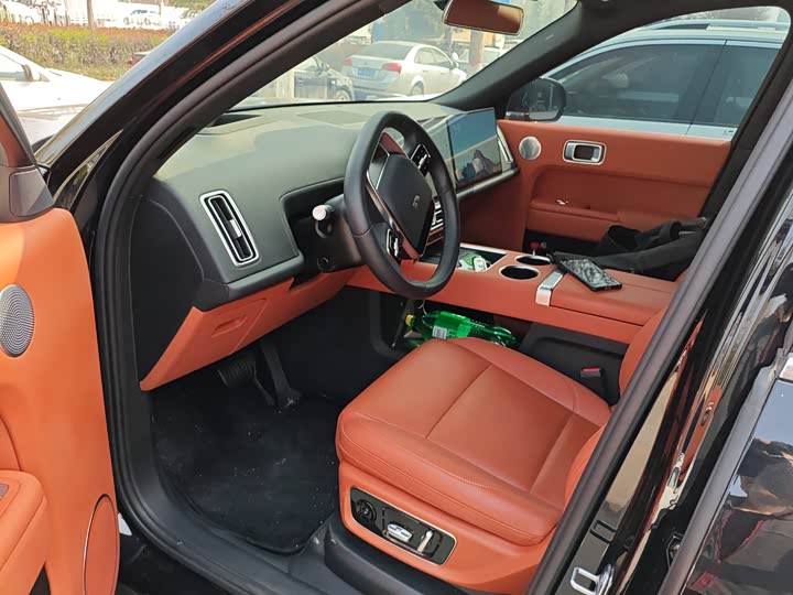 Фото 6 - LiXiang L9