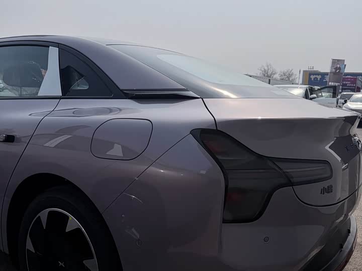 Фото 4 - XPeng Mona M03