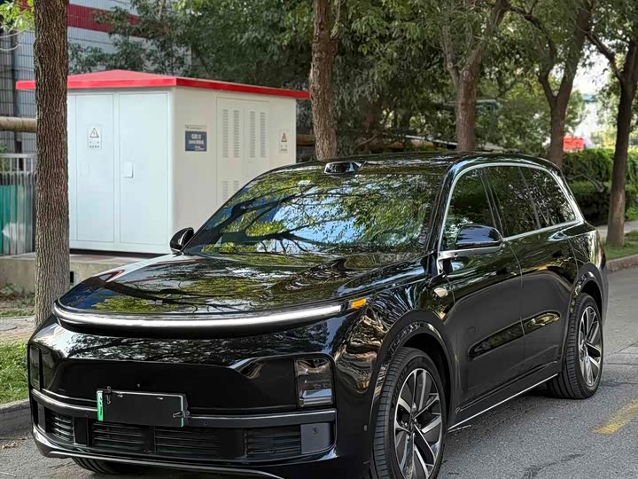 Фото 1 - LiXiang L9