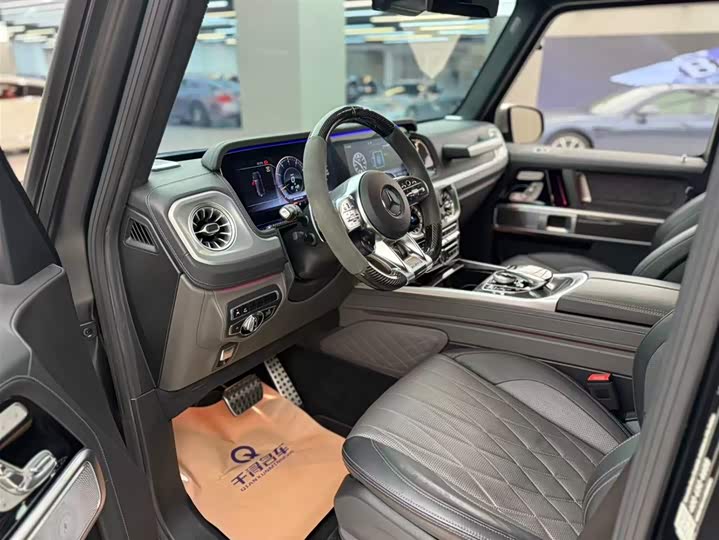 Photo 4 - Mercedes-Benz G-Class AMG