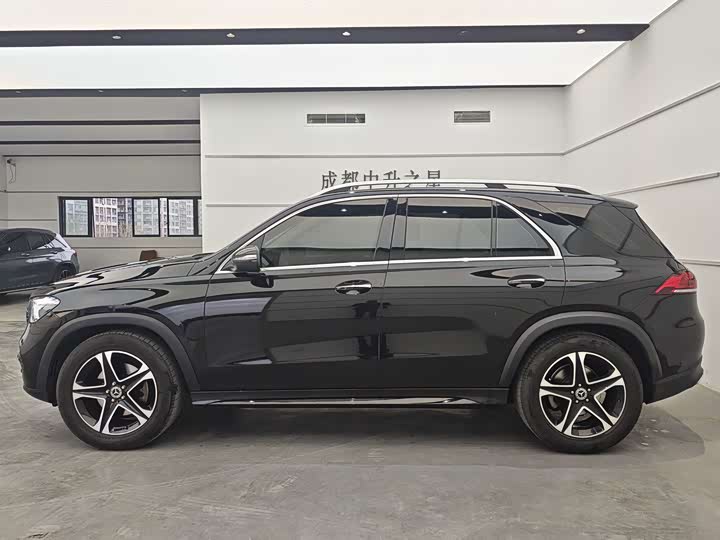 Photo 3 - Mercedes-Benz GLE-Class