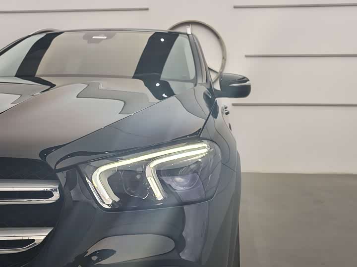 Photo 5 - Mercedes-Benz GLE-Class