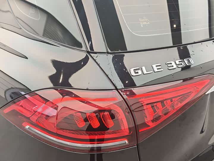 Photo 6 - Mercedes-Benz GLE-Class