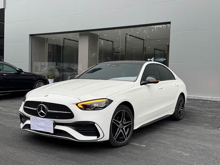 Фото 1 - Mercedes-Benz C-Class